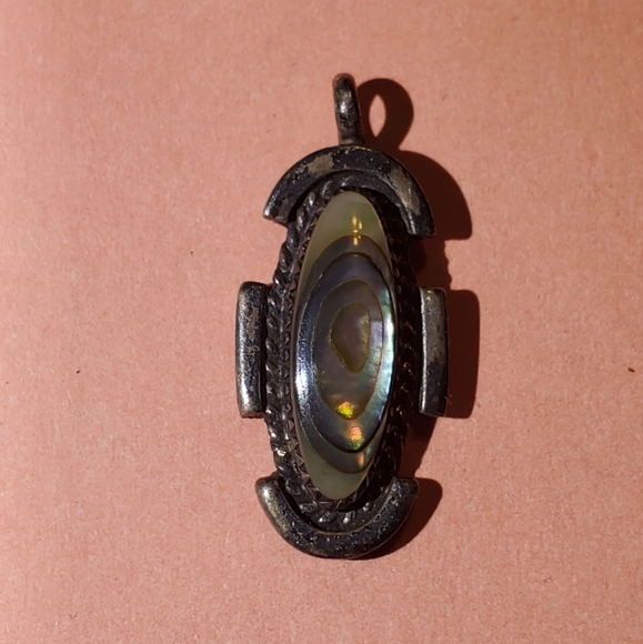 Vintage 925 Native American sterling silver signed abalone pendant - Picture 5 of 5